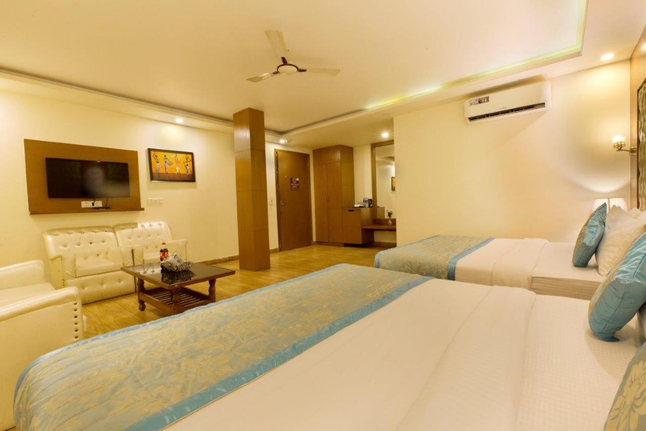 Hotel Viva Palace By Opo New Delhi Eksteriør bilde