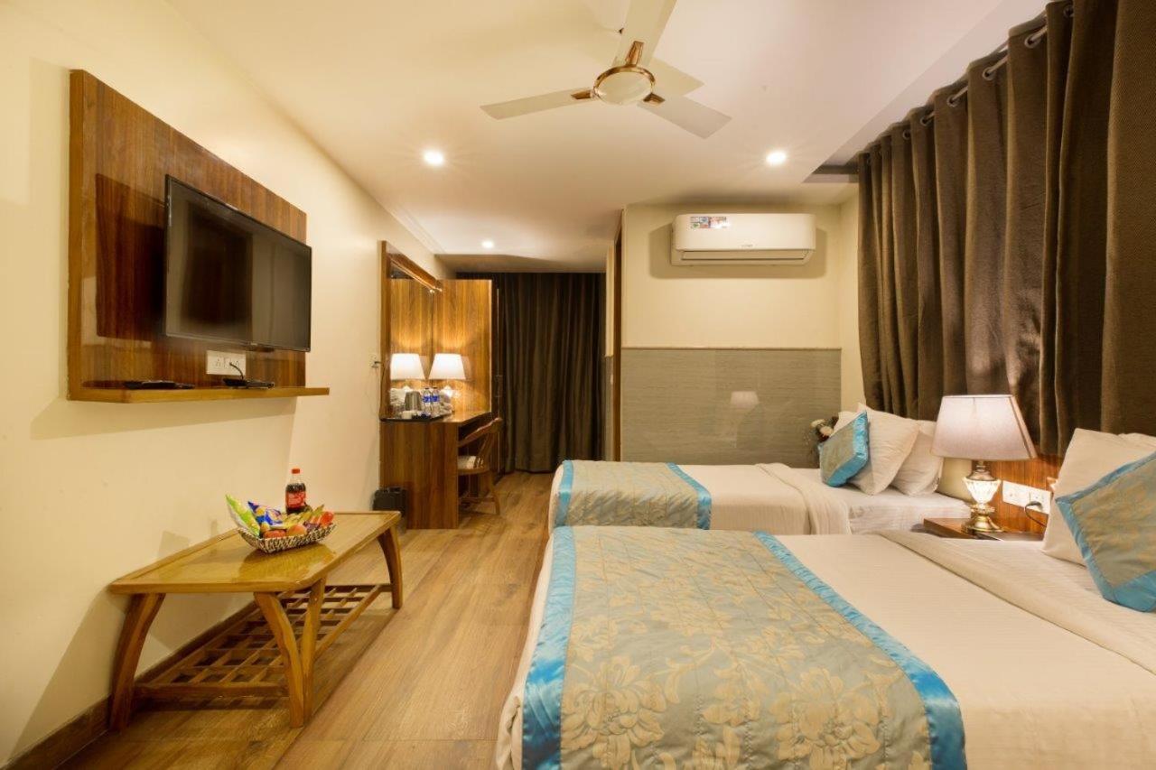 Hotel Viva Palace By Opo New Delhi Eksteriør bilde