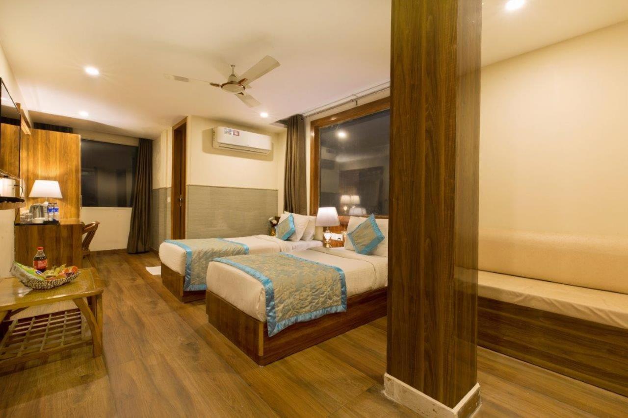 Hotel Viva Palace By Opo New Delhi Eksteriør bilde