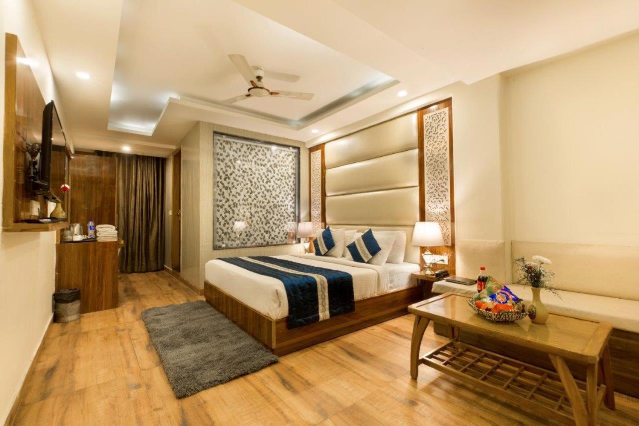 Hotel Viva Palace By Opo New Delhi Eksteriør bilde